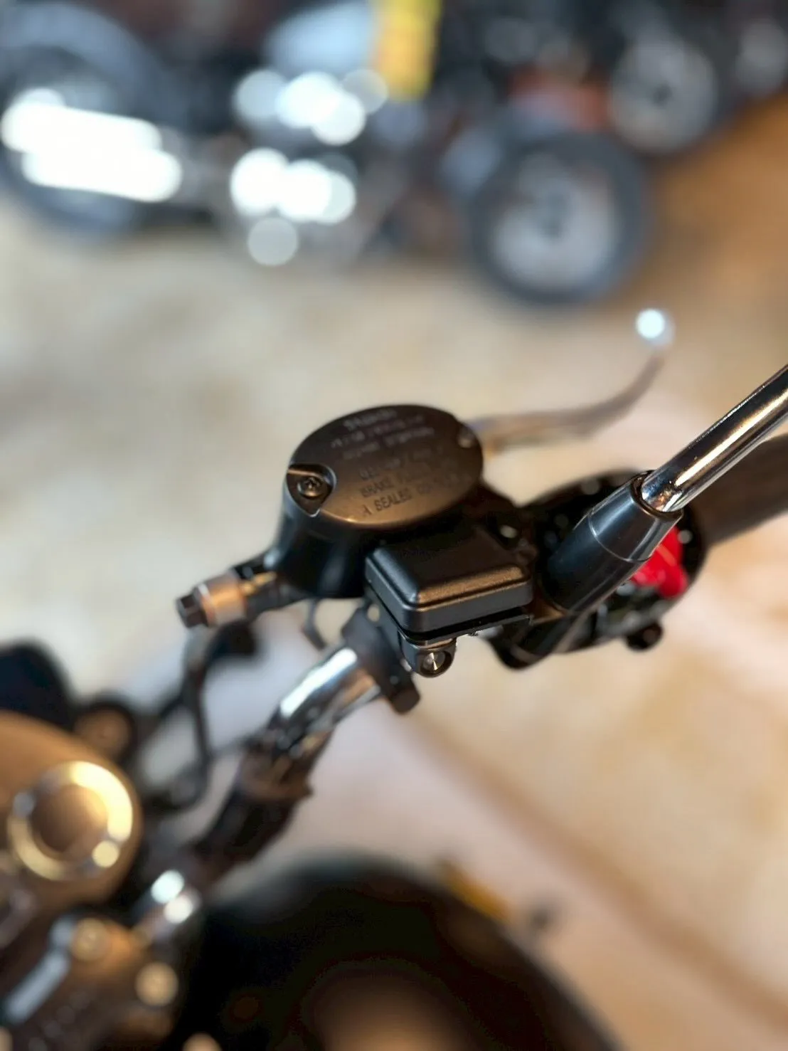 【ロイヤルエンフィールド】