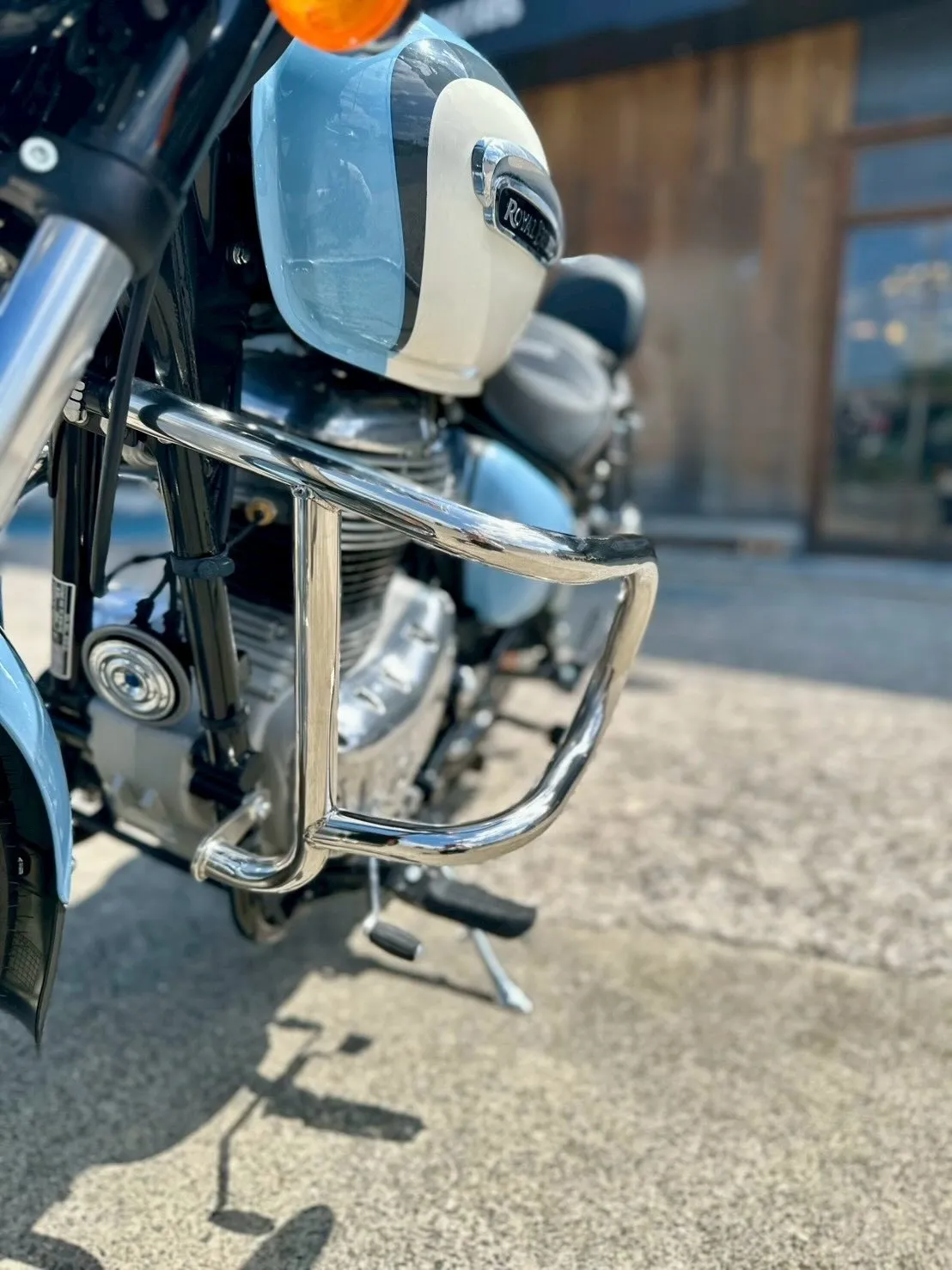 【ロイヤルエンフィールド】