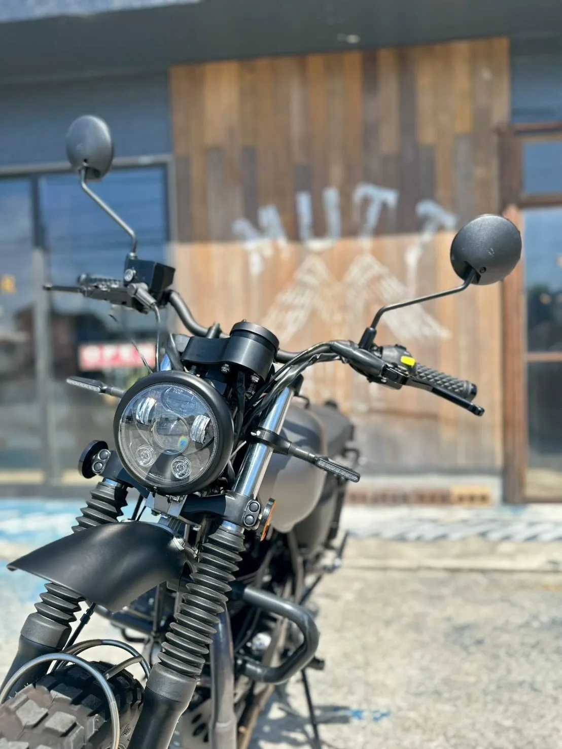 【MUTT】【新古車】