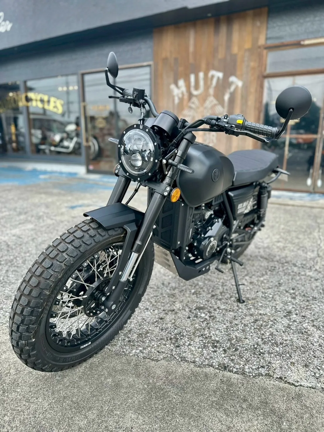 【MUTT】【中古車】